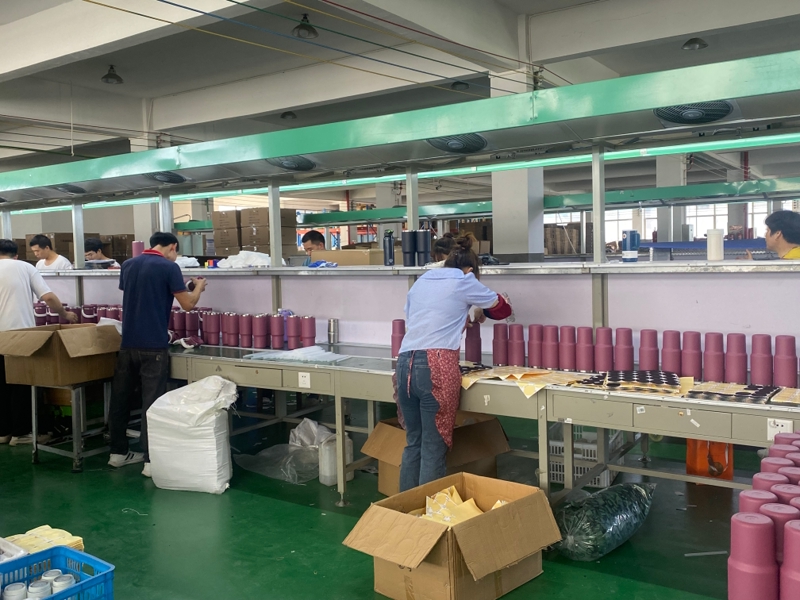 Прорив потужностей: Jiangzhi виконав замовлення на 26 000 штук чашок для морозива за 3 дні